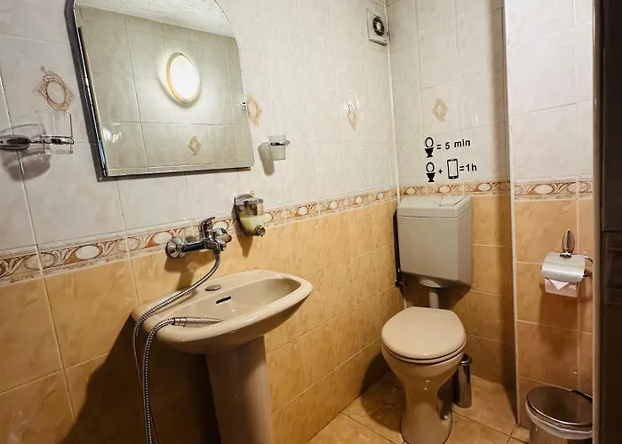 даутев връх Πανσιόν *