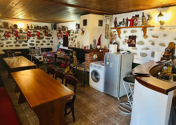 даутев връх Πανσιόν *